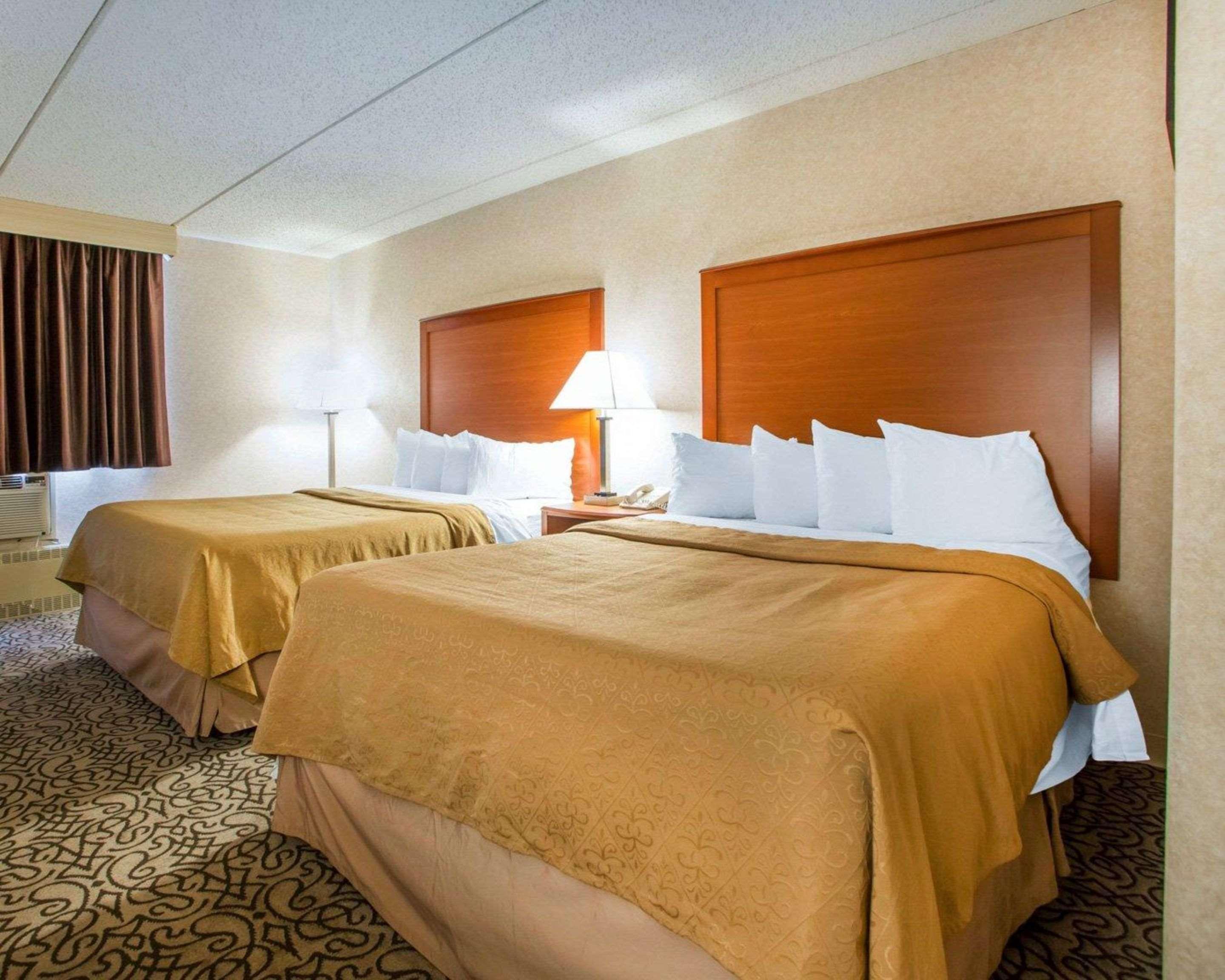 Quality Inn Stadium Area Green Bay Extérieur photo