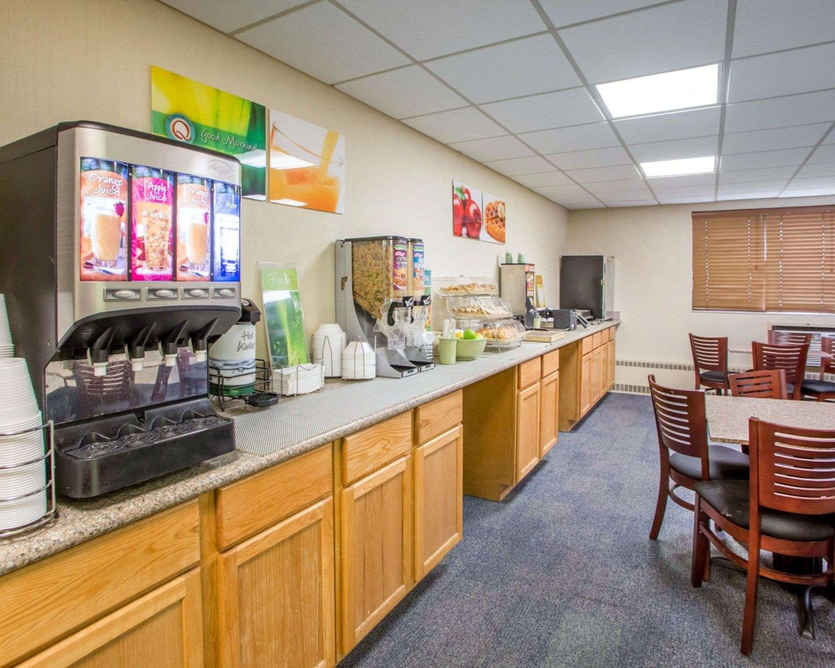 Quality Inn Stadium Area Green Bay Extérieur photo