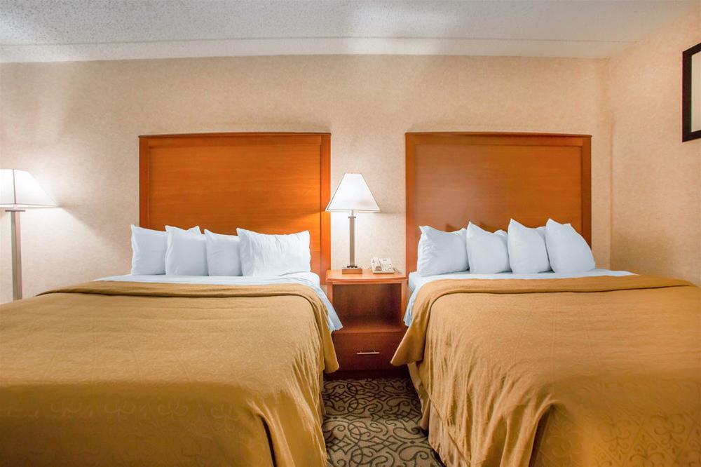 Quality Inn Stadium Area Green Bay Extérieur photo