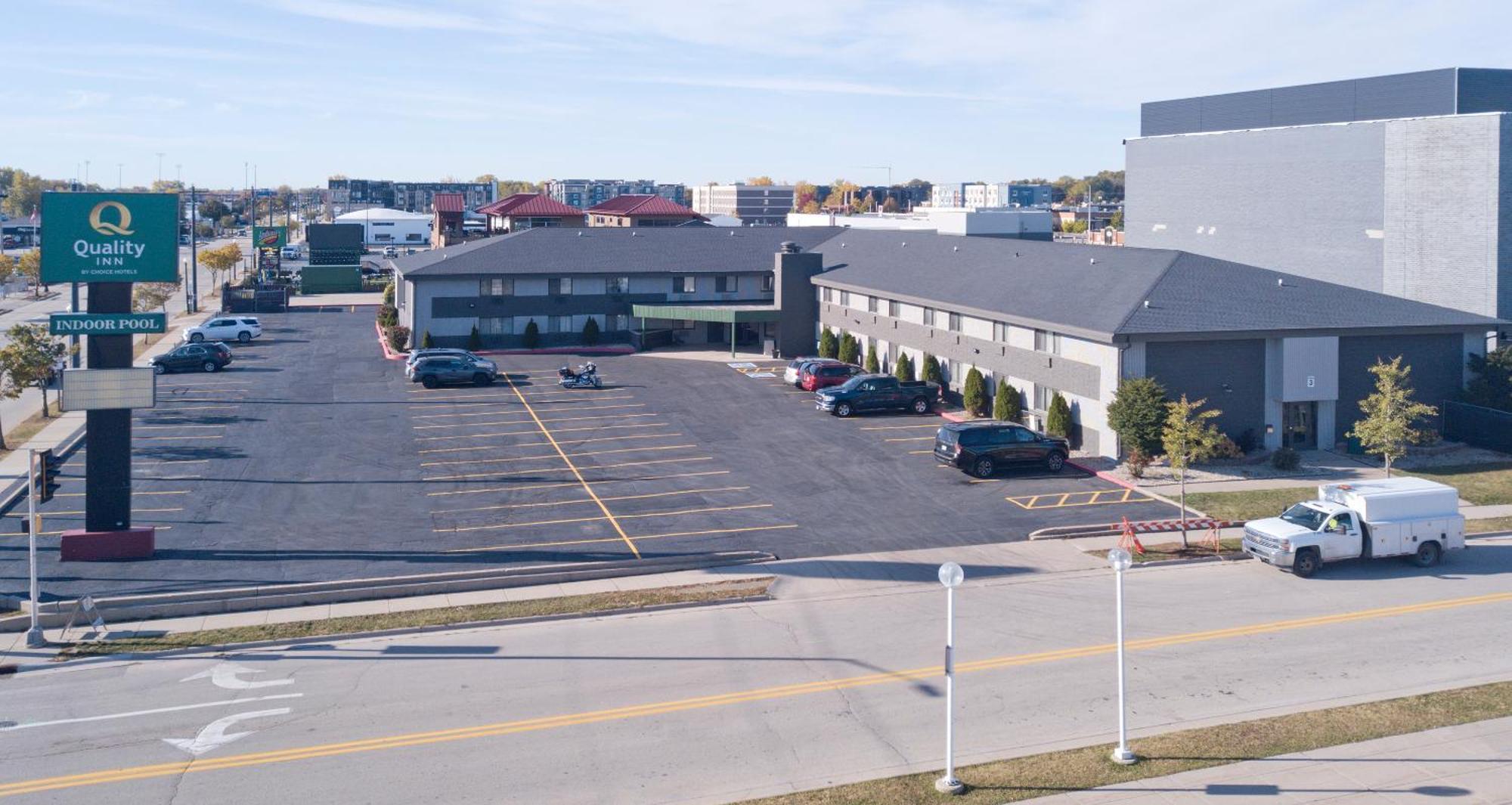 Quality Inn Stadium Area Green Bay Extérieur photo
