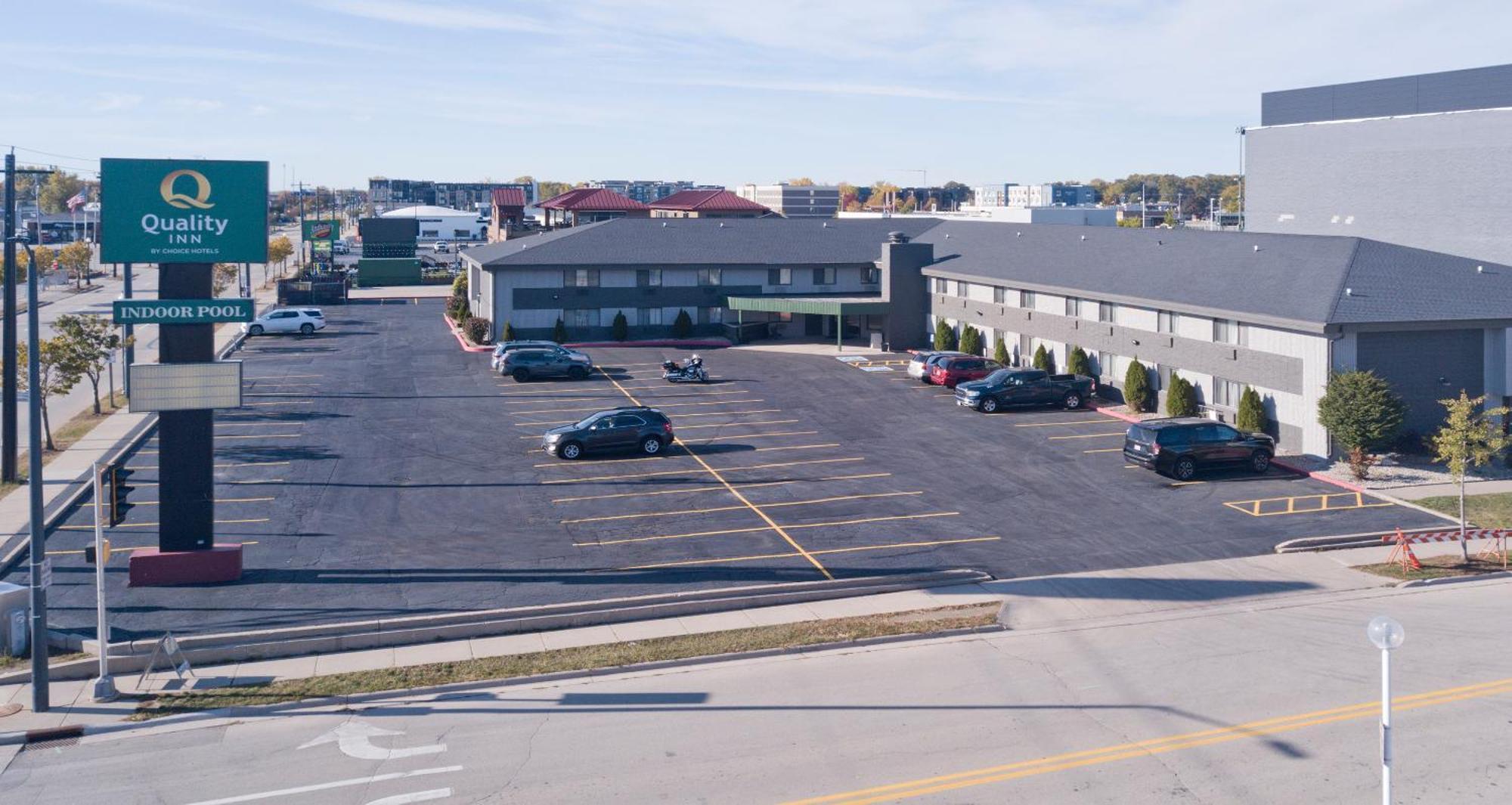 Quality Inn Stadium Area Green Bay Extérieur photo