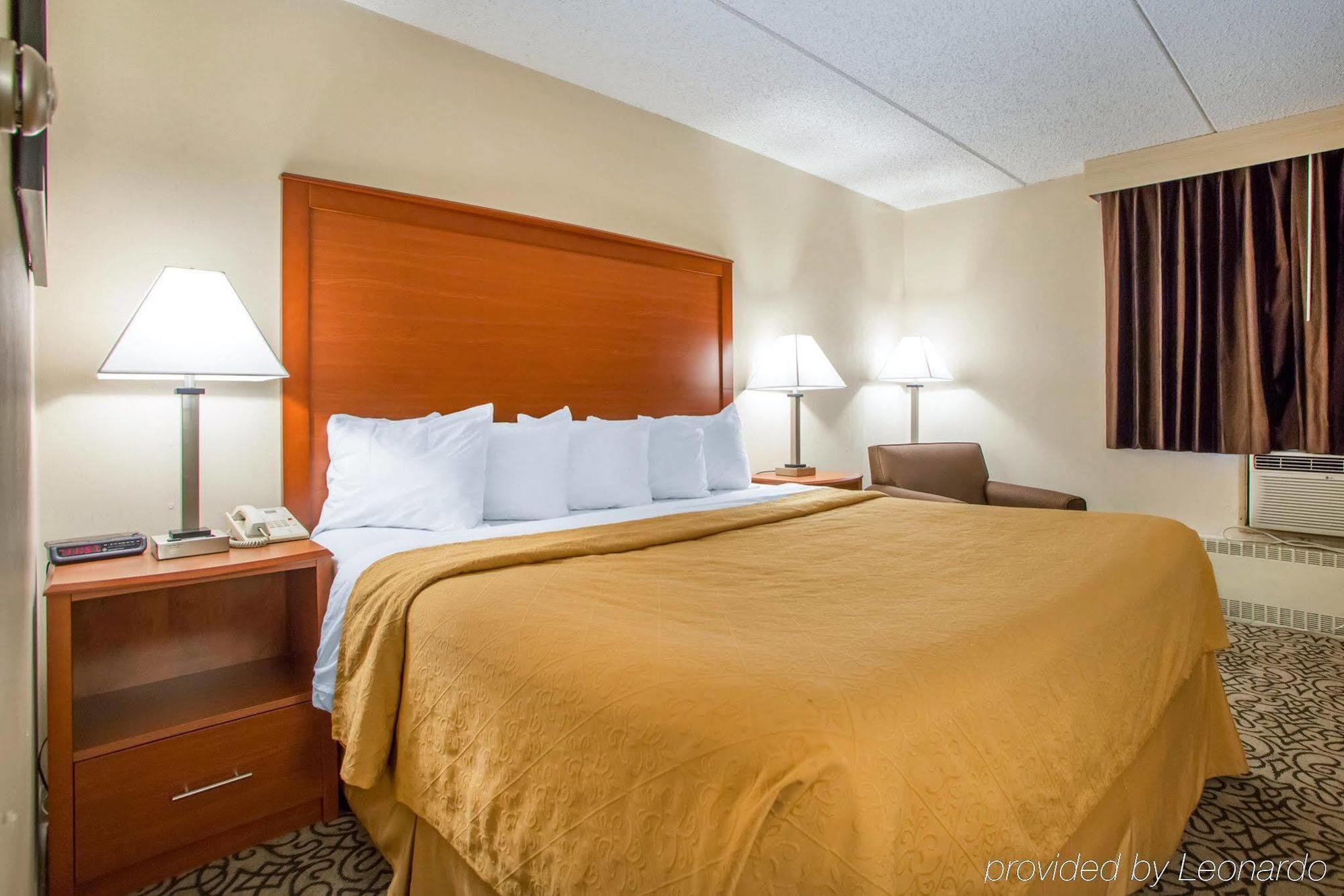 Quality Inn Stadium Area Green Bay Extérieur photo